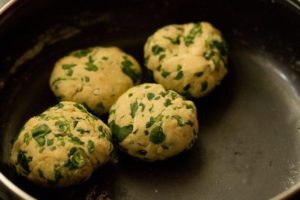 methi-paratha-recipe5