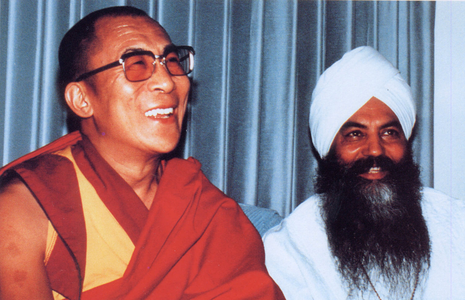 YogiBhajanandDalaiLama